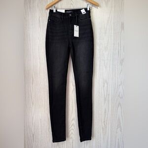 Judy Blue Black Skinny Jeans 3/26 Long Inseam NWT